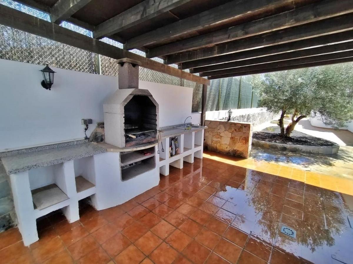 Vv Jara Villa Caleta De Fuste Exterior photo
