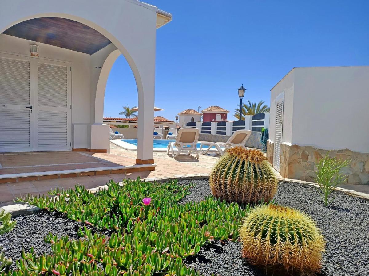 Vv Jara Villa Caleta De Fuste Exterior photo